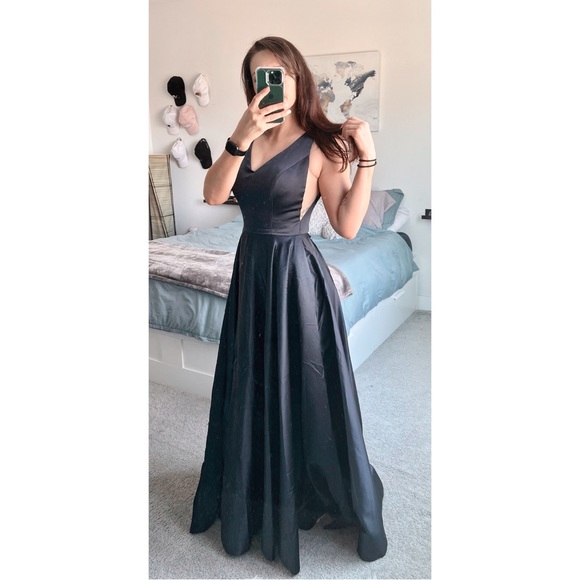 V-Neck navy blue Satin Prom Dress w/ Slit - Picture 5 of 8